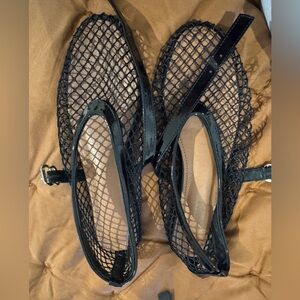 Black Mesh Women's Shoes